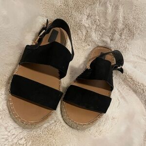 Black sandal
